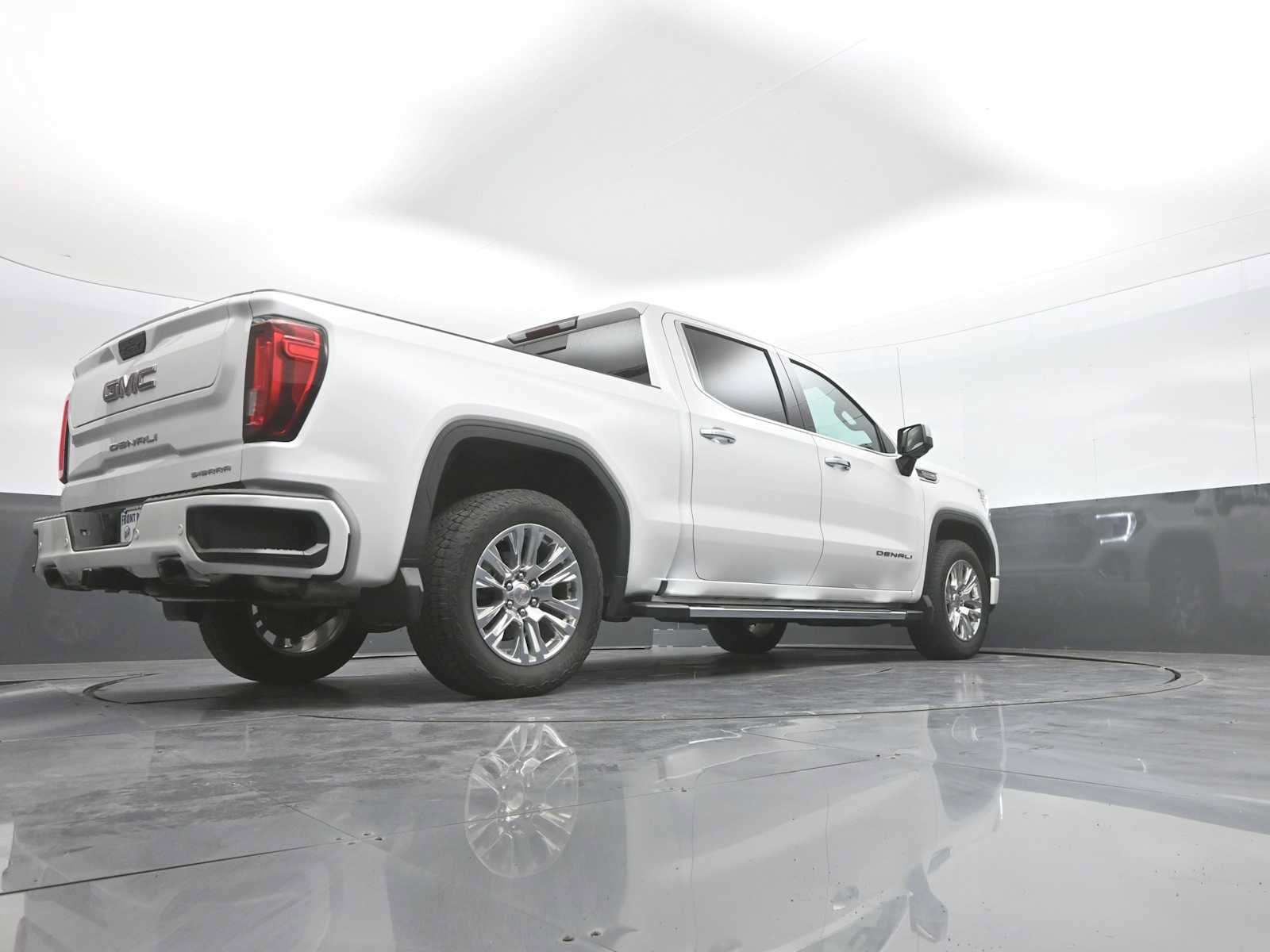 Used 2021 GMC Sierra 1500 Denali w/ Driver Alert Package II AWD/4WD image 52