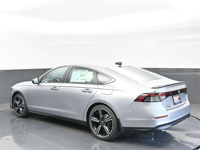 Certified 2025 Honda Accord Sport image 3