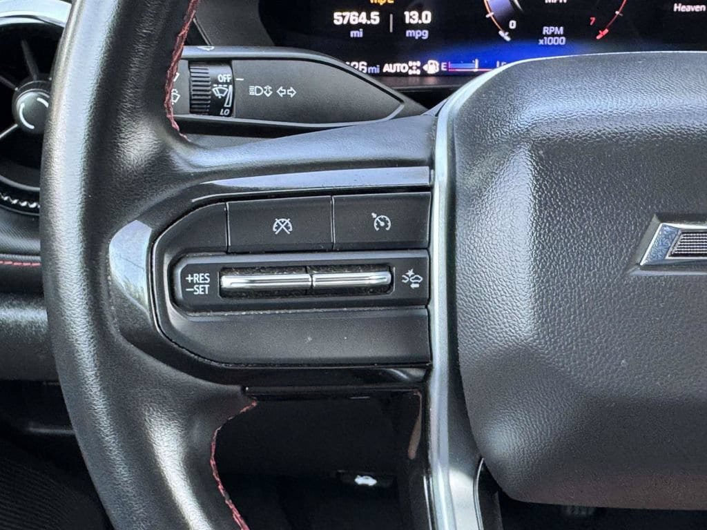 Used 2024 Chevrolet Colorado Z71 w/ Z71 Convenience Package 2 AWD/4WD image 12