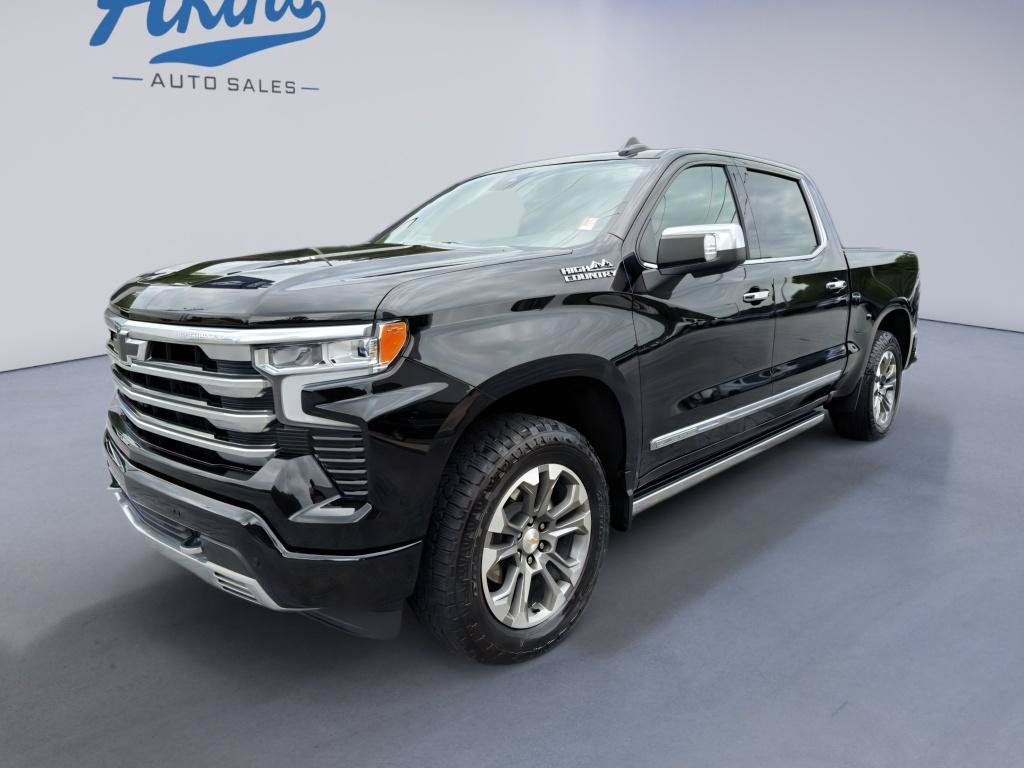 Used 2025 Chevrolet Silverado 1500 High Country AWD/4WD image 1
