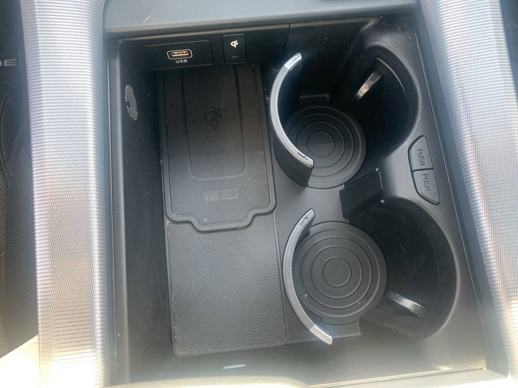 Used 2023 Hyundai Palisade Calligraphy image 29