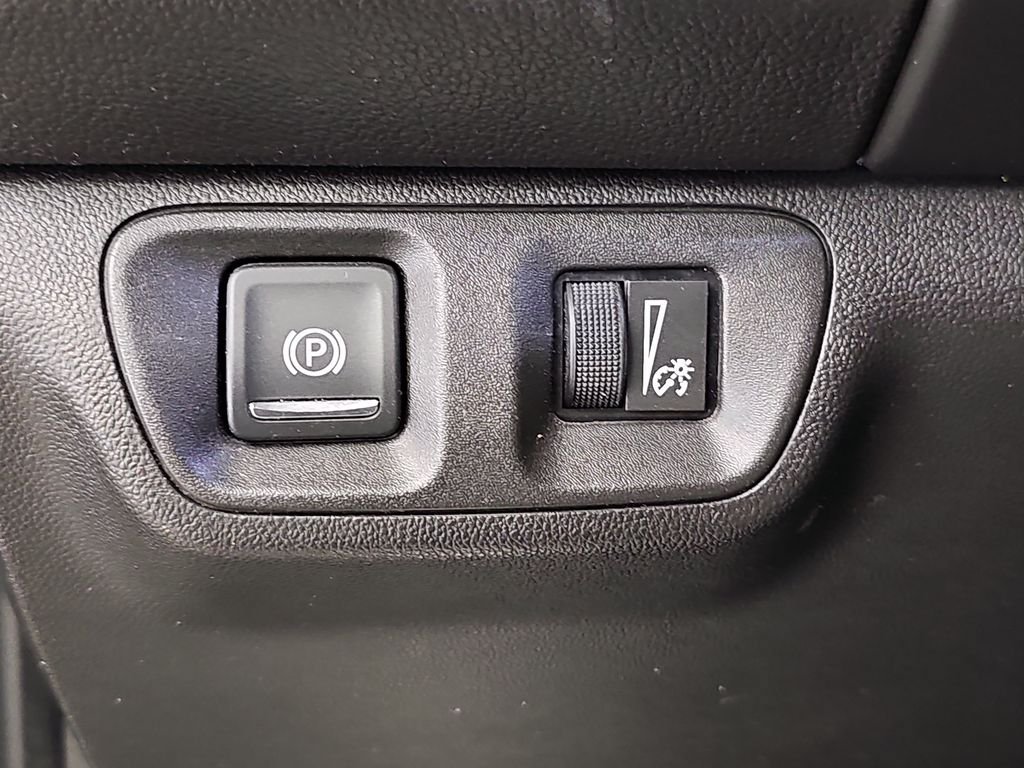 Used 2017 GMC Acadia SLE w/ Driver Alert Package I AWD/4WD image 28