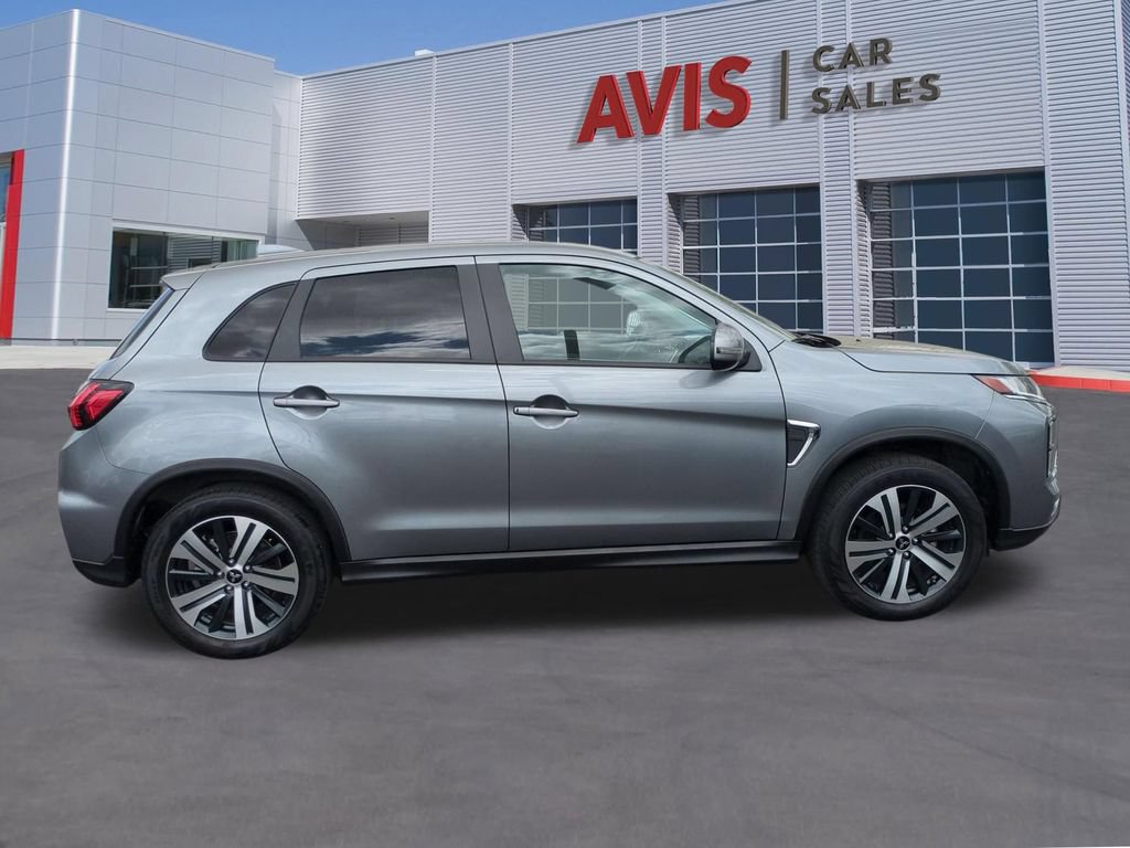 Used 2025 Mitsubishi Outlander Sport SE AWD/4WD image 5