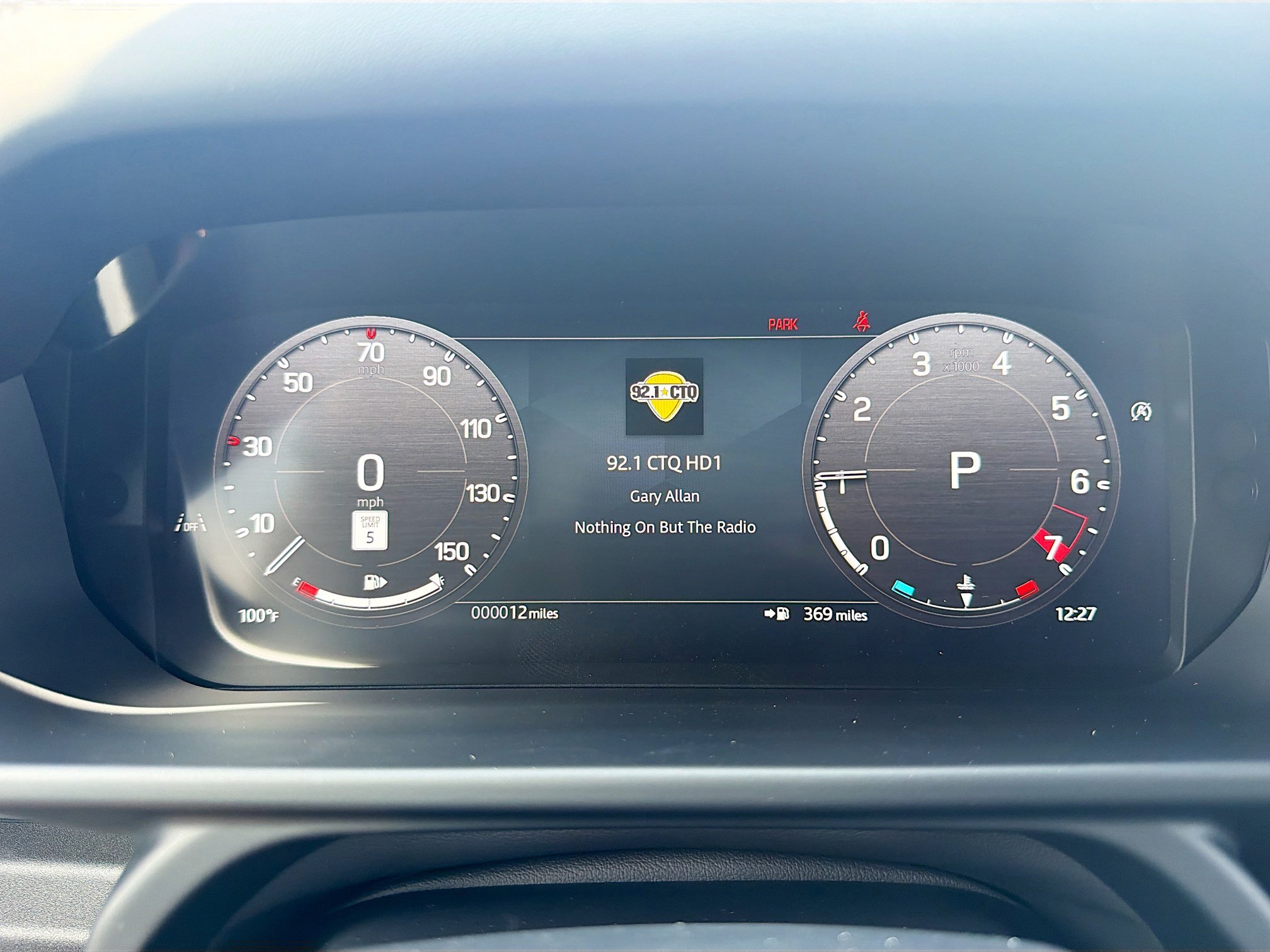 New 2026 Land Rover Defender 130 X-Dynamic SE AWD/4WD image 42