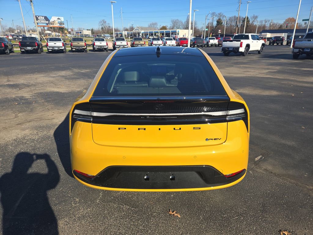 New 2026 Toyota Prius Plug-In Hybrid image 6