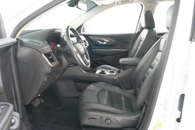 Used 2022 GMC Terrain Denali image 16