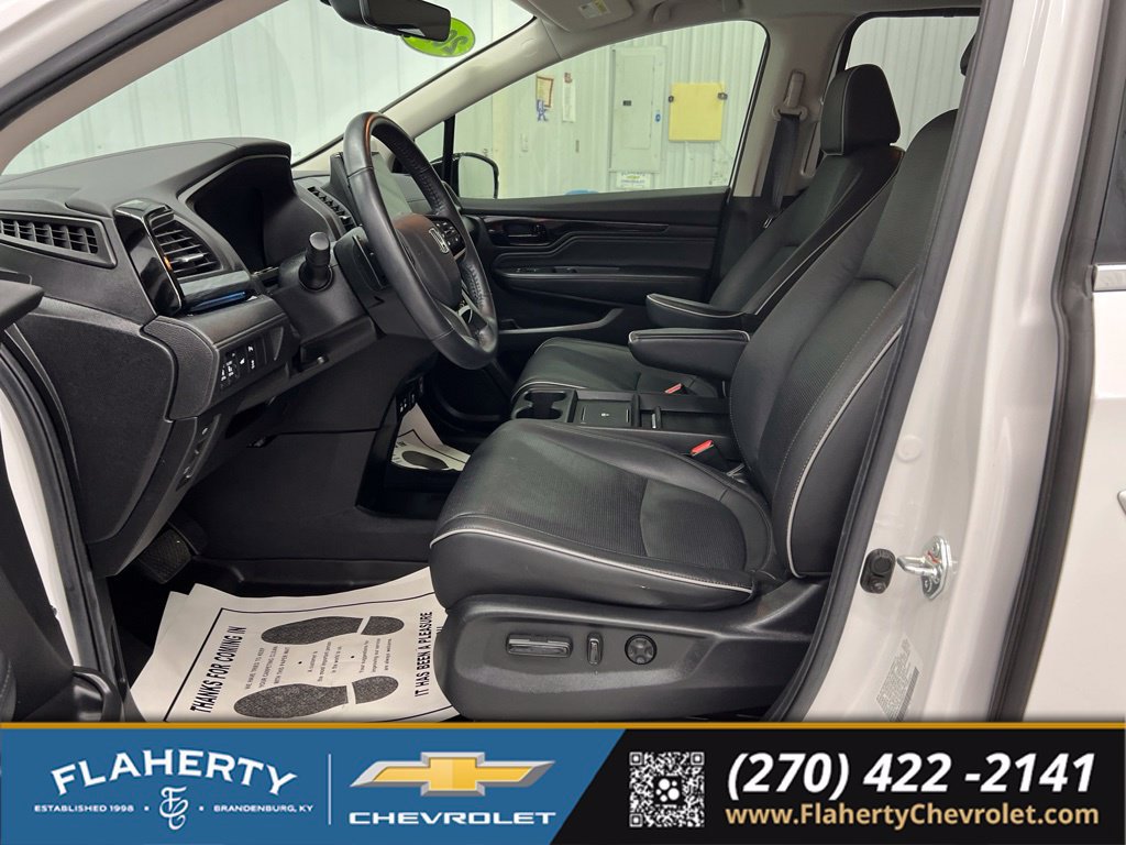 Used 2025 Honda Odyssey Elite image 9