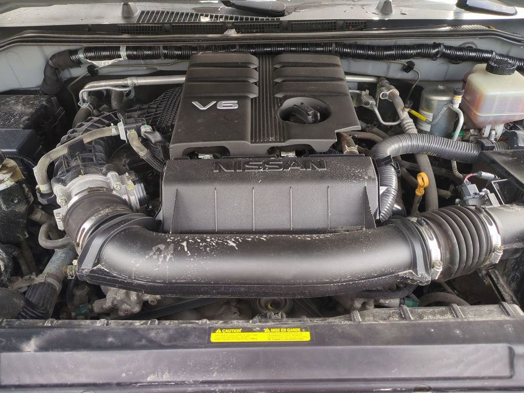 Used 2020 Nissan Frontier PRO-4X image 32