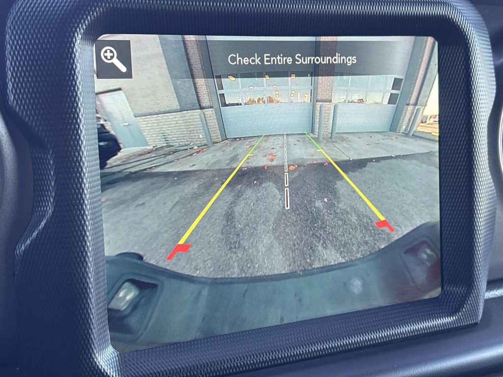 Used 2023 Jeep Gladiator Sport image 31