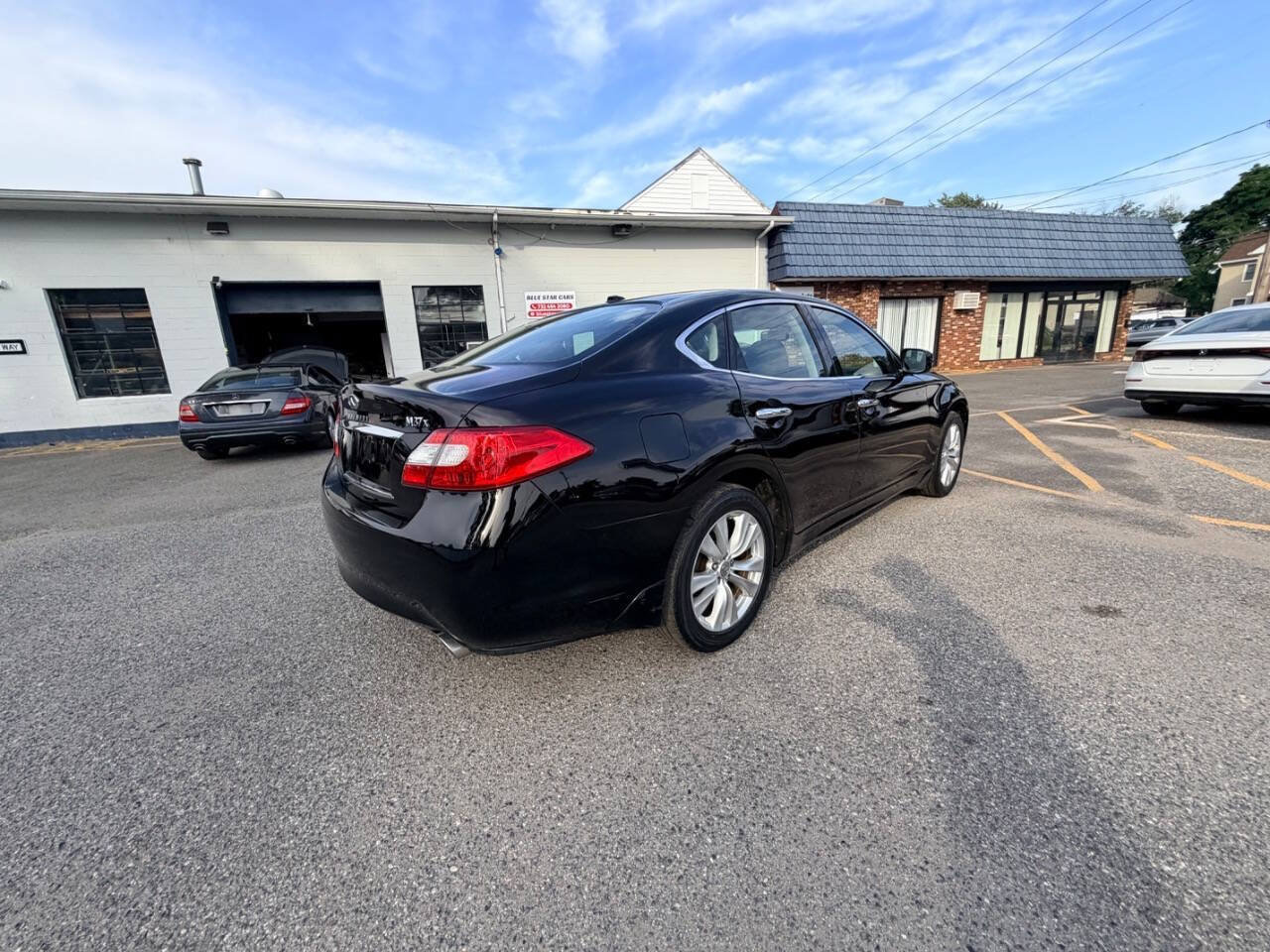 Used 2011 INFINITI M37 x w/ Premium Pkg AWD/4WD image 14