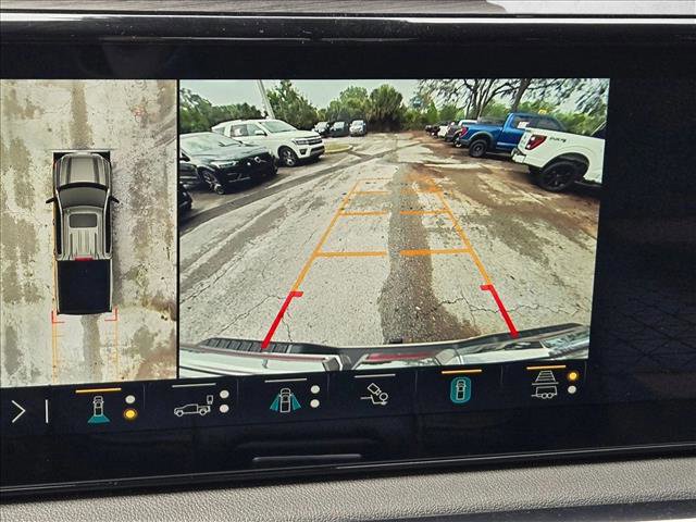 Used 2023 GMC Sierra 1500 AT4 w/ Technology Package image 13