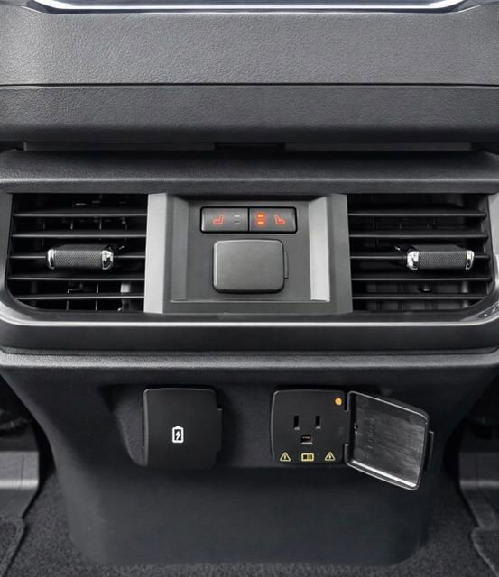 Used 2023 Ford F150 Lariat w/ Equipment Group 502A High image 22