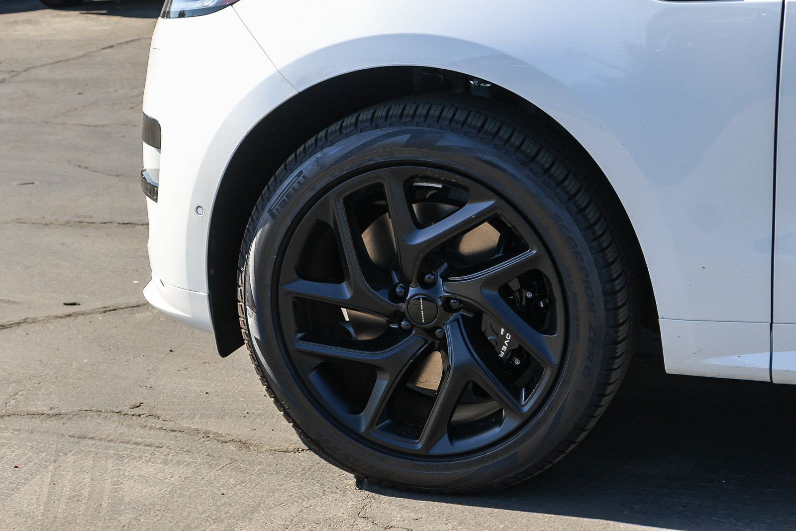 New 2027 Land Rover Range Rover Sport Battersea AWD/4WD image 9