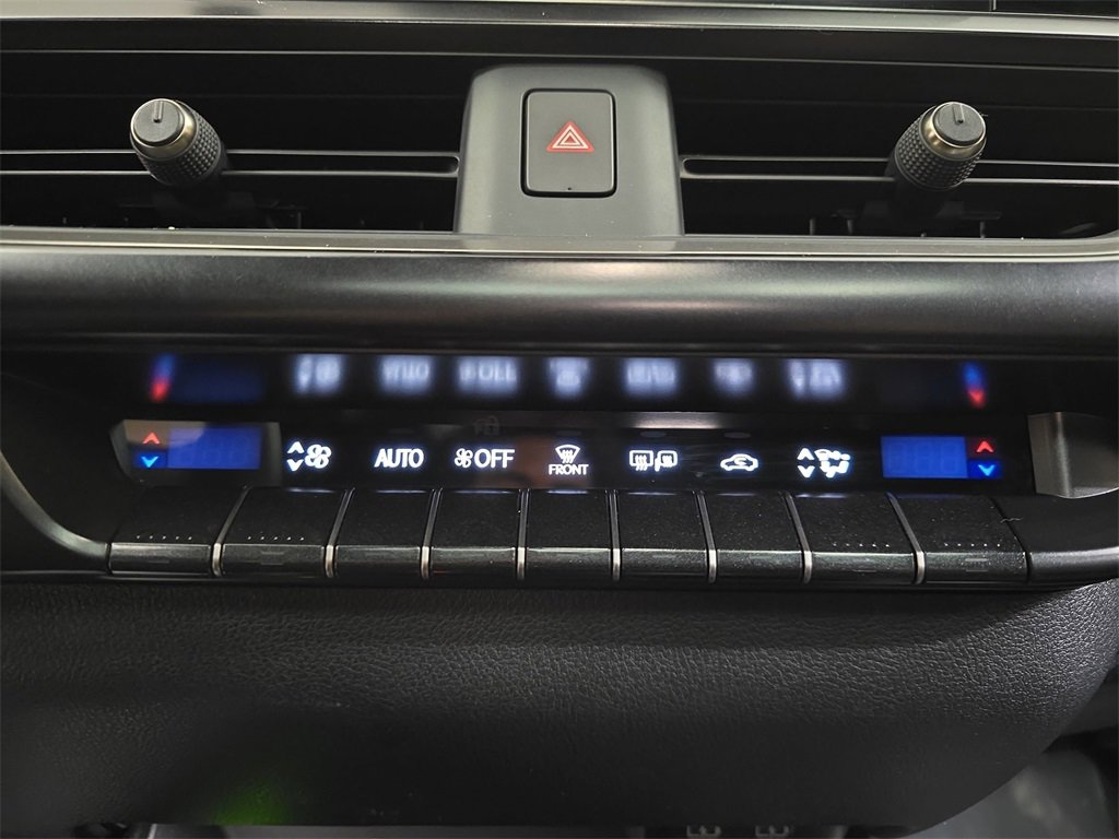 Used 2024 Lexus UX 250h F Sport image 24