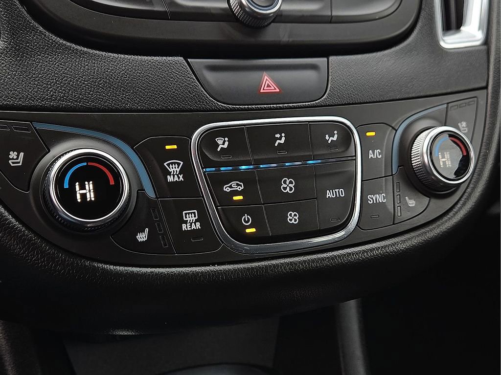 Used 2018 Chevrolet Malibu Premier w/ Premier Sun and Wheel Package image 15