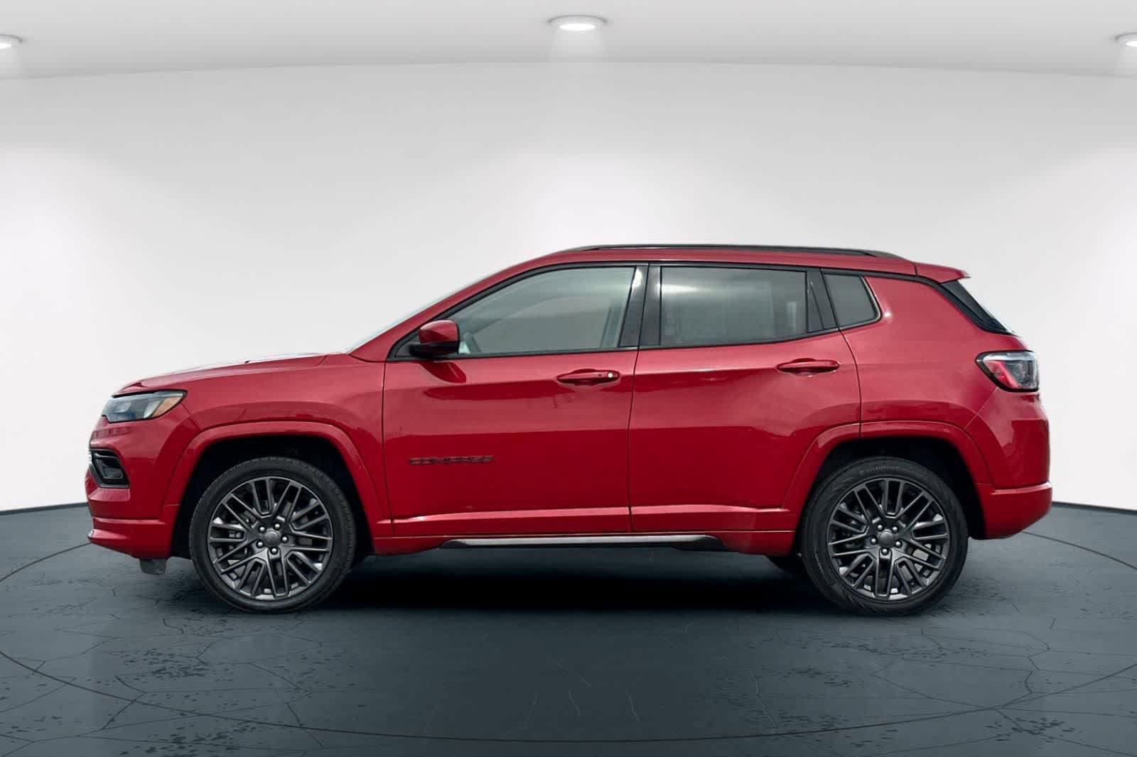 Used 2023 Jeep Compass Limited AWD/4WD image 9