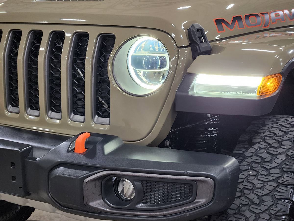 Used 2020 Jeep Gladiator Mojave AWD/4WD image 10