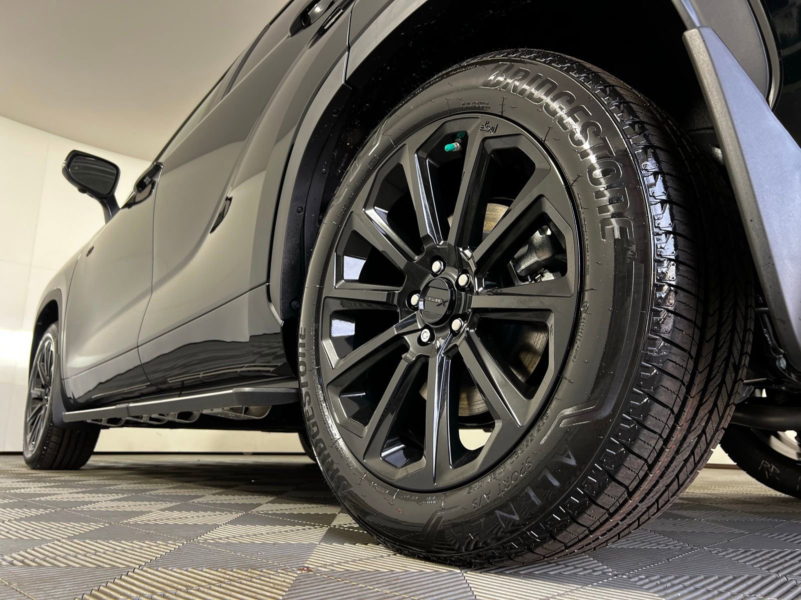 Certified 2026 Toyota Highlander Limited image 31