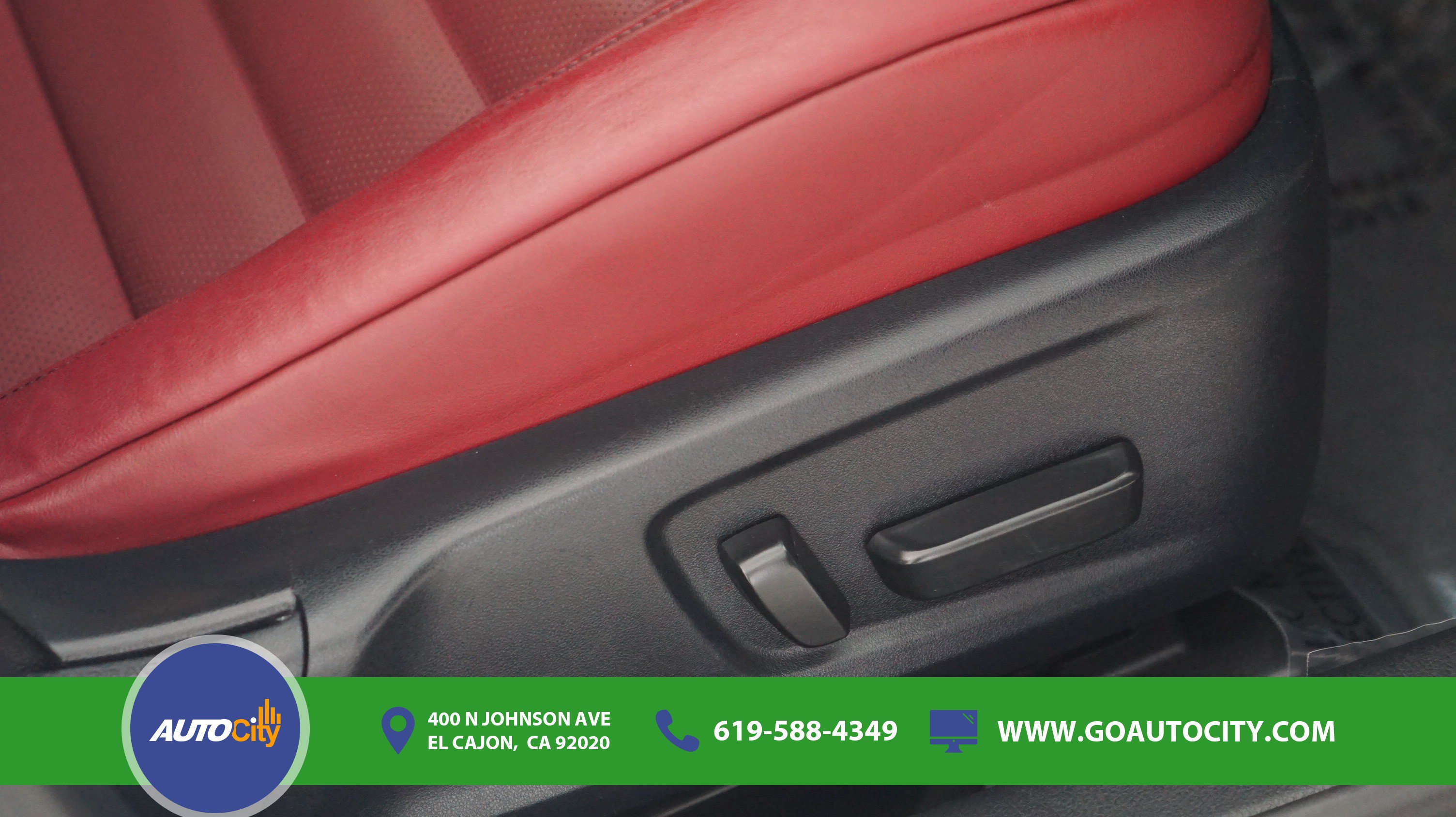 Used 2019 Lexus IS 300 F Sport w/ F Sport Package RWD image 16