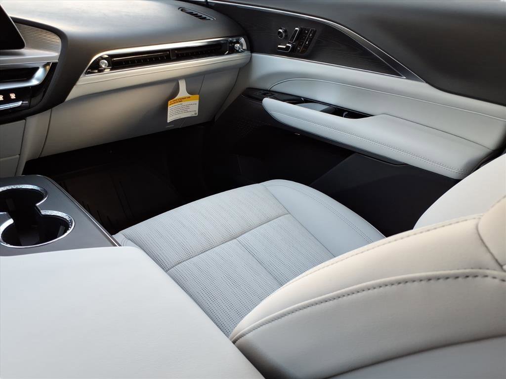 New 2026 Cadillac Lyriq Luxury image 10
