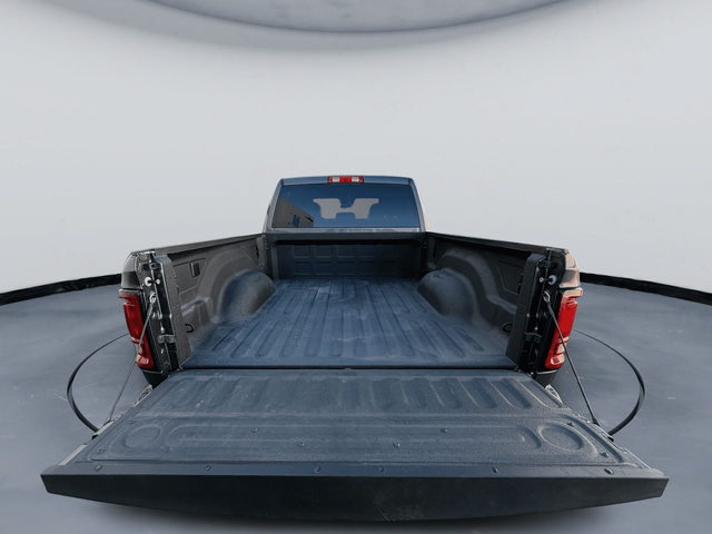 Used 2026 RAM 2500 Big Horn AWD/4WD image 7