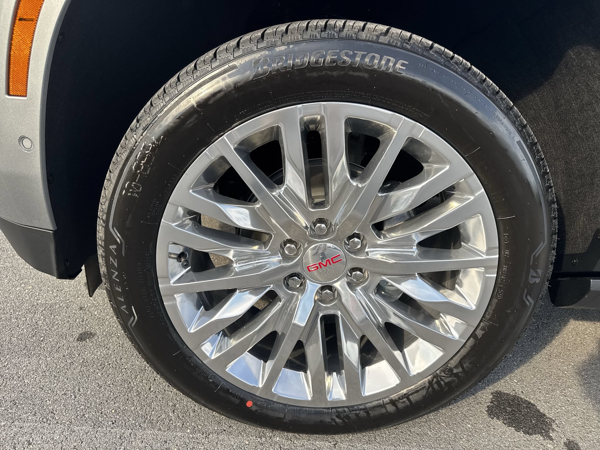 New 2026 GMC Yukon XL Denali w/ Sun & Power Step Package AWD/4WD image 19