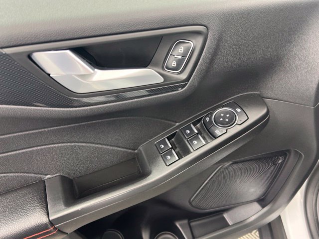 Used 2023 Ford Escape ST-Line w/ Tech Pack #1 AWD/4WD image 13