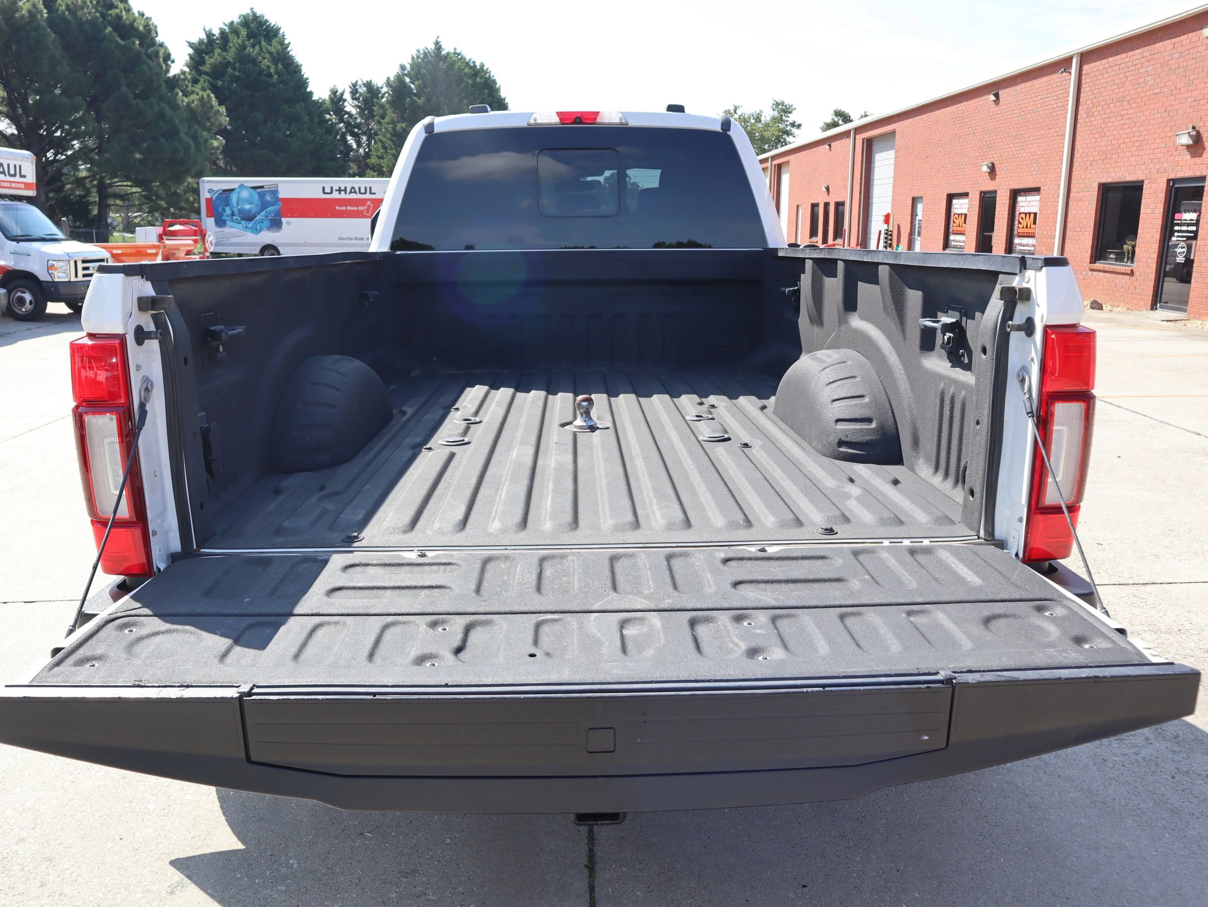 Used 2021 Ford F350 Lariat w/ Lariat Ultimate Package image 5