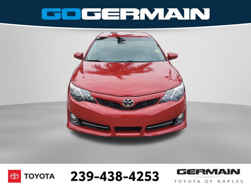 Used 2013 Toyota Camry SE FWD image 2