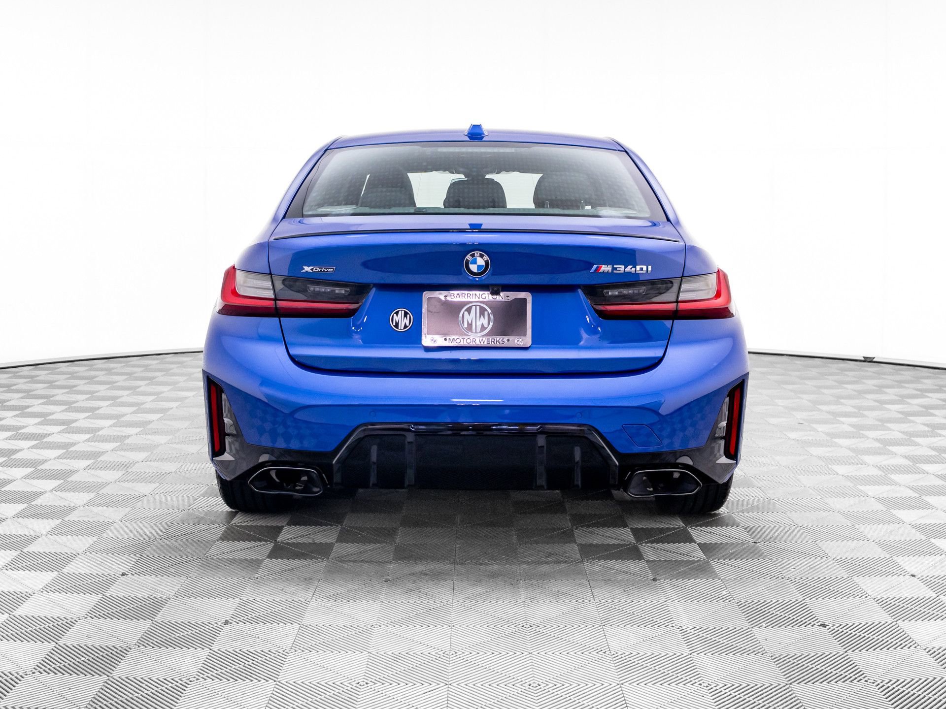 Used 2024 BMW M340i xDrive w/ Premium Package AWD/4WD image 4