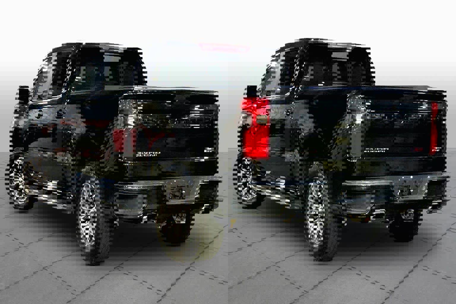 Used 2019 Chevrolet Silverado 1500 RST w/ All-Star Edition image 12