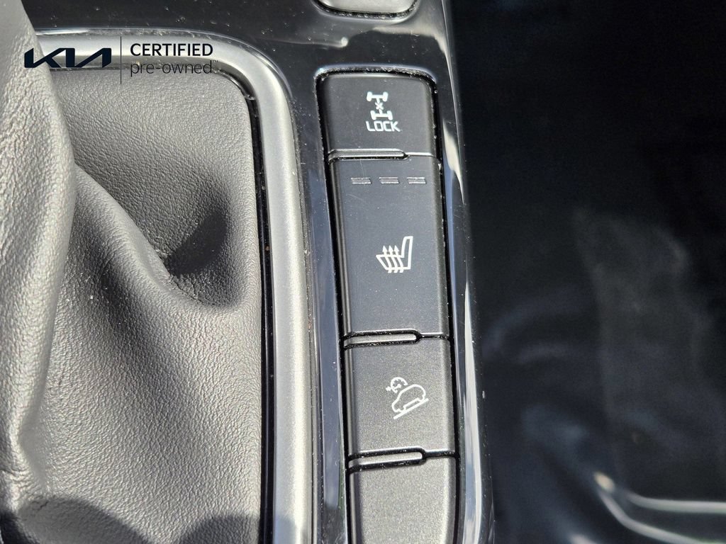 Certified 2022 Kia Seltos SX w/ Sunroof Package AWD/4WD image 22