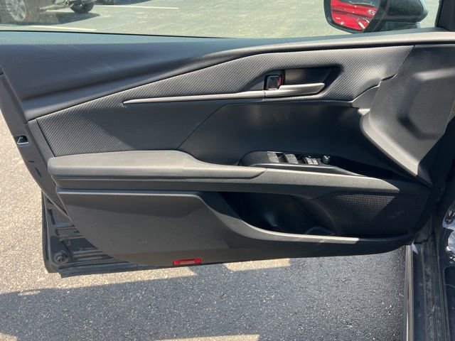 Used 2025 Toyota Camry SE FWD image 25