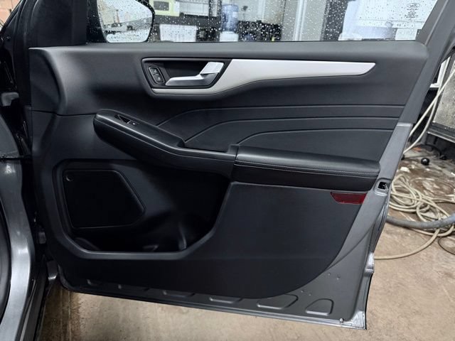 Used 2022 Ford Escape SEL AWD/4WD image 15