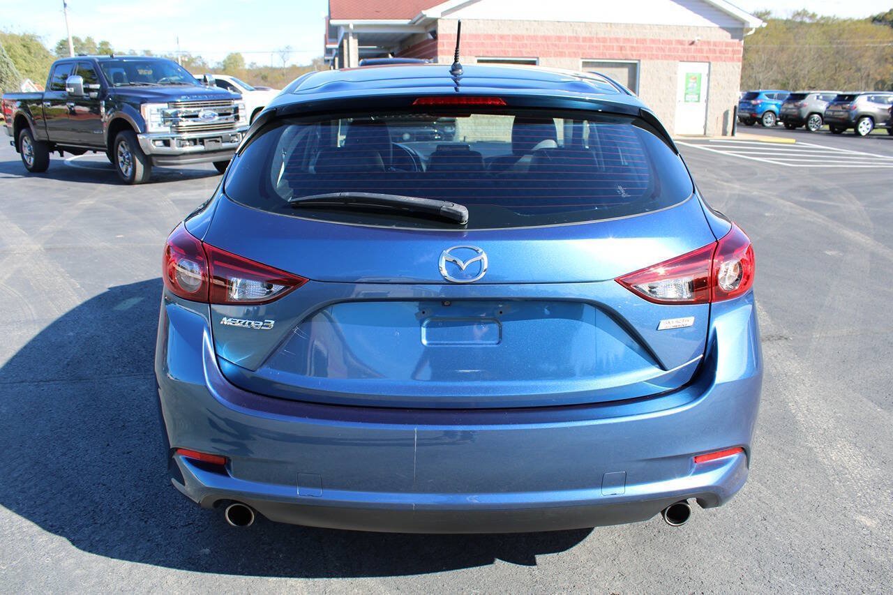 Used 2017 MAZDA MAZDA3 Touring FWD image 5