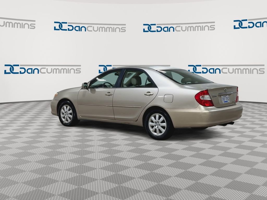Used 2002 Toyota Camry XLE image 7
