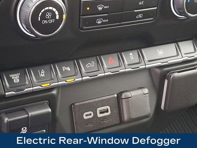 Used 2025 Chevrolet Silverado 2500 Custom w/ Custom Value Package image 14