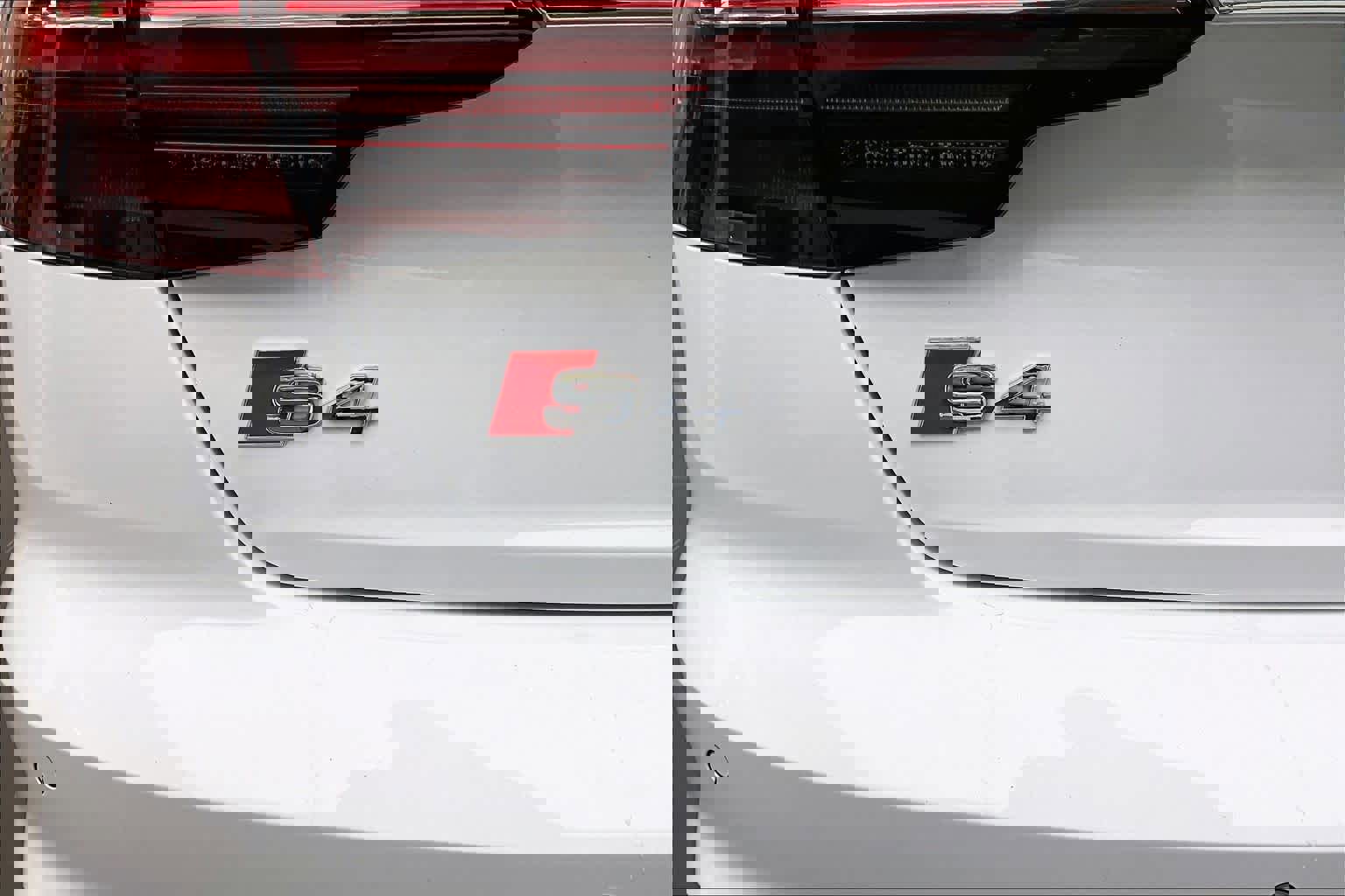 Used 2023 Audi S4 Premium Plus w/ Premium Plus Package image 32