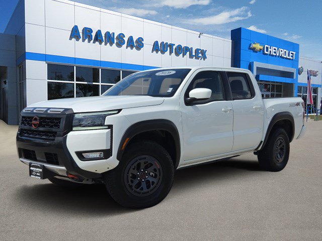 Used 2026 Nissan Frontier PRO-4X AWD/4WD image 1