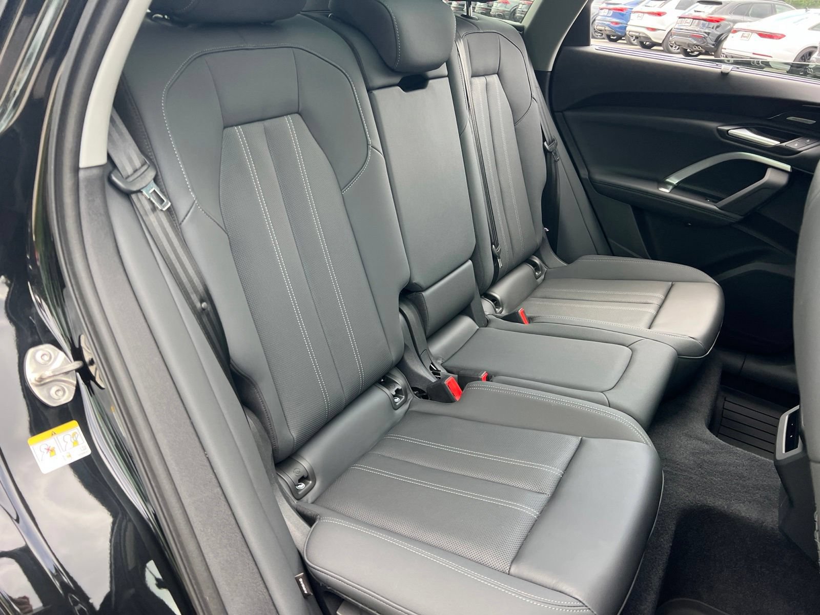 Used 2025 Audi Q5 Premium Plus w/ Premium Plus AWD/4WD image 32