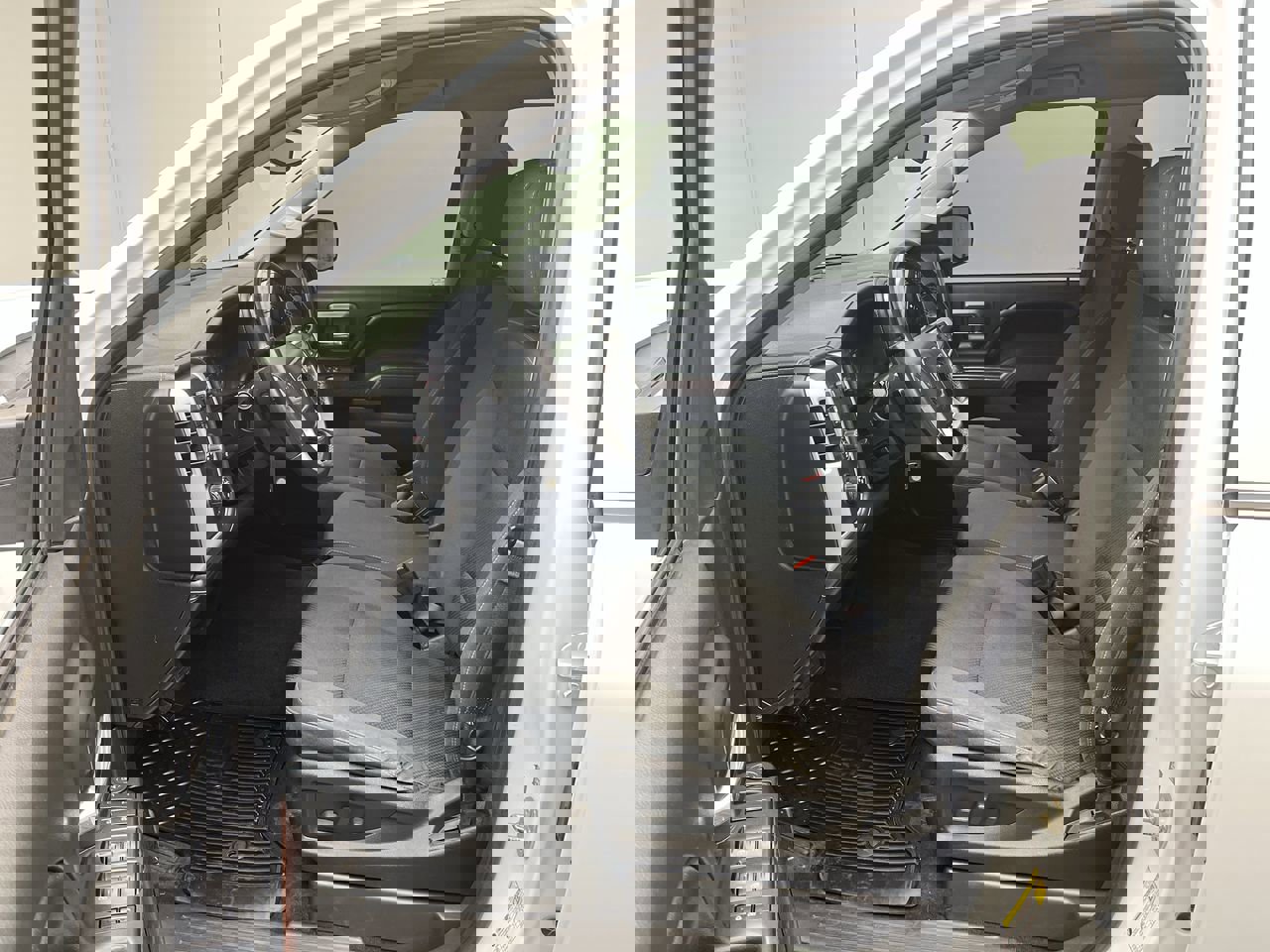 Used 2016 GMC Sierra 1500 SLE image 3