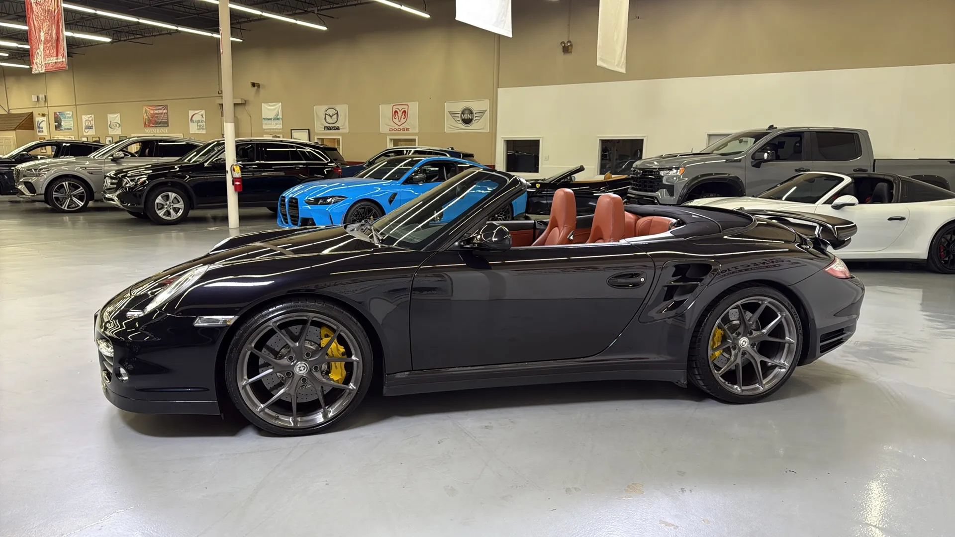 Used 2011 Porsche 911 Turbo S AWD/4WD image 5