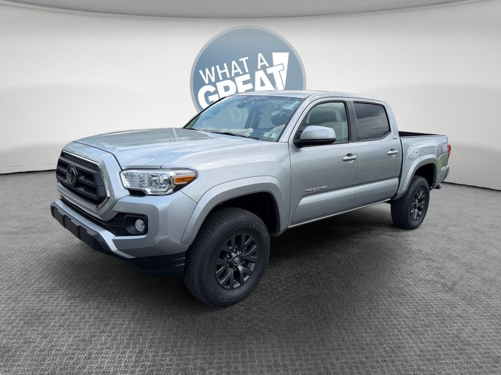 Certified 2023 Toyota Tacoma SR5 AWD/4WD image 8
