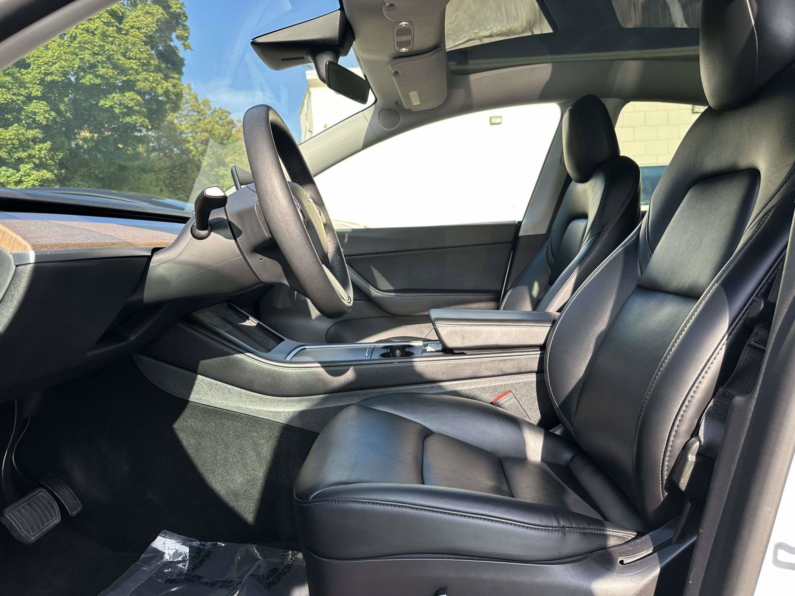 Used 2022 Tesla Model Y Long Range AWD/4WD image 15