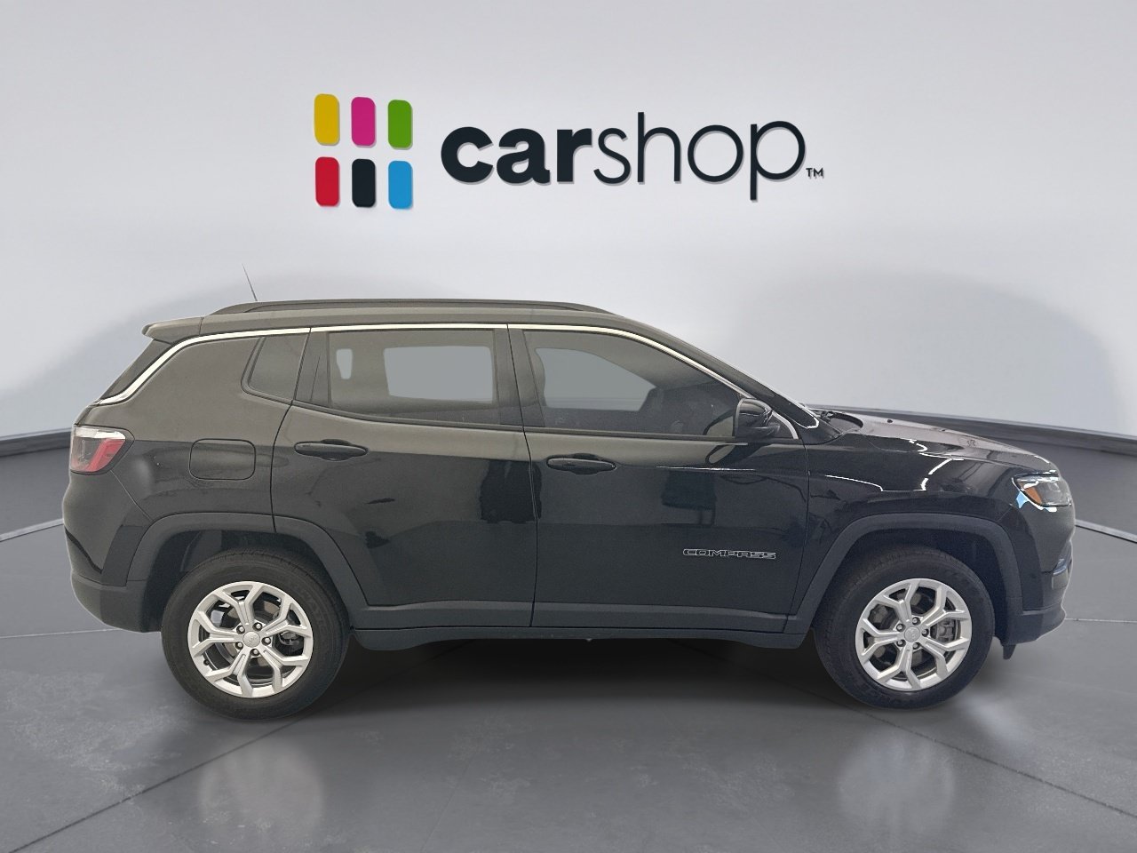 Used 2024 Jeep Compass Latitude AWD/4WD image 6