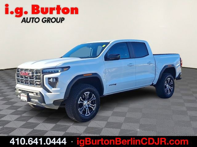Used 2024 GMC Canyon AT4 w/ AT4 Premium Package image 3