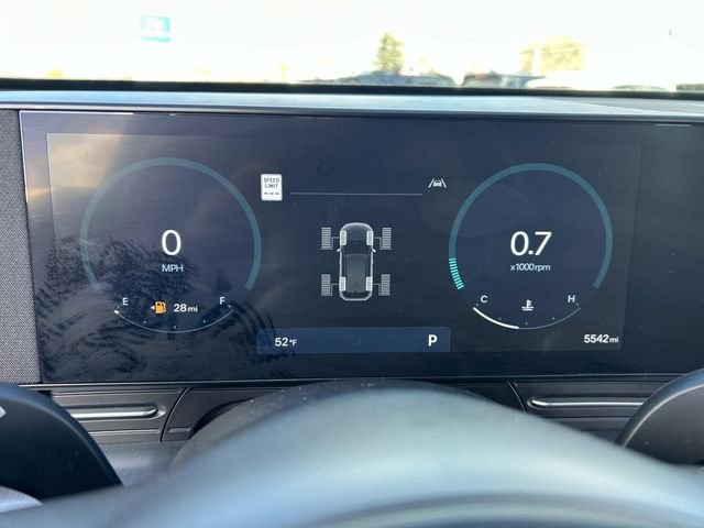 Certified 2025 Hyundai Kona Limited image 26