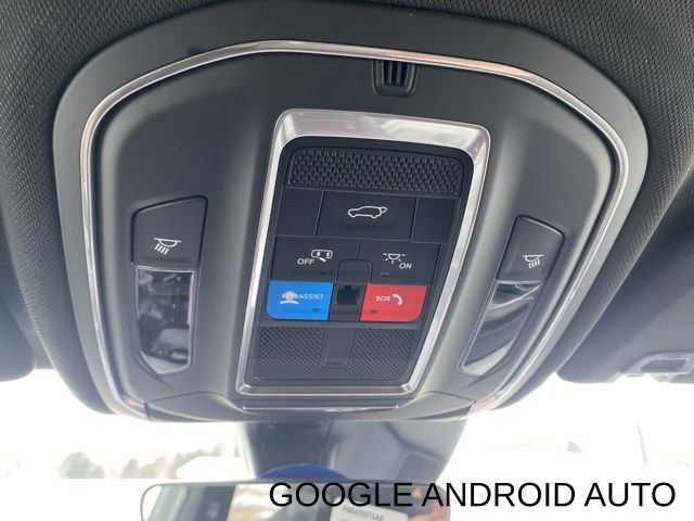 New 2026 Jeep Grand Cherokee Altitude image 21