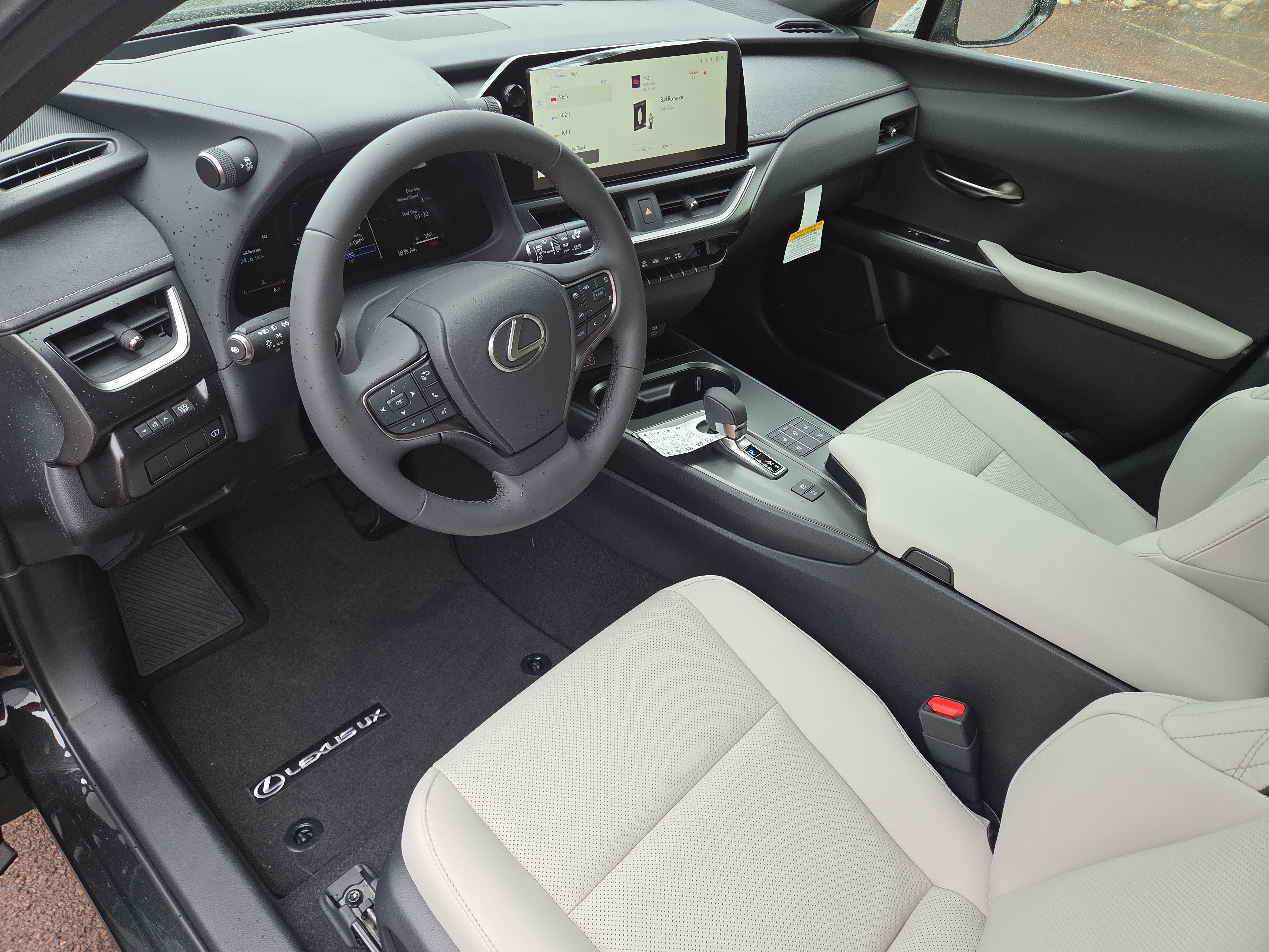 New 2025 Lexus UX 300h AWD image 8