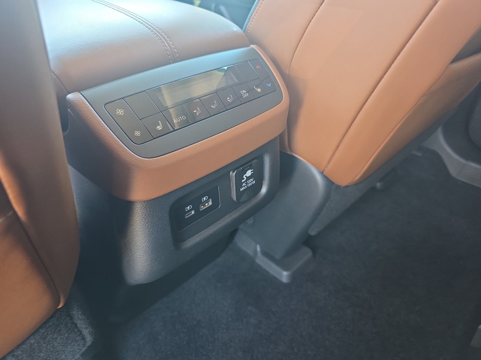 Used 2022 Nissan Pathfinder Platinum w/ Cargo Package AWD/4WD image 32